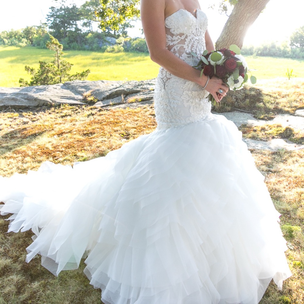 Elegant White Wedding Dress